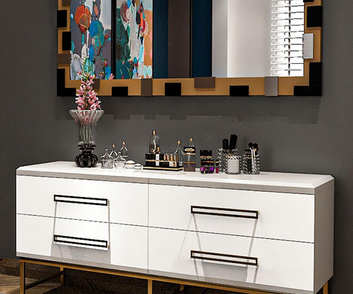 Clin Sideboard